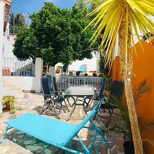 https://la-villa-suite-malaga.hotelsinnerja.org